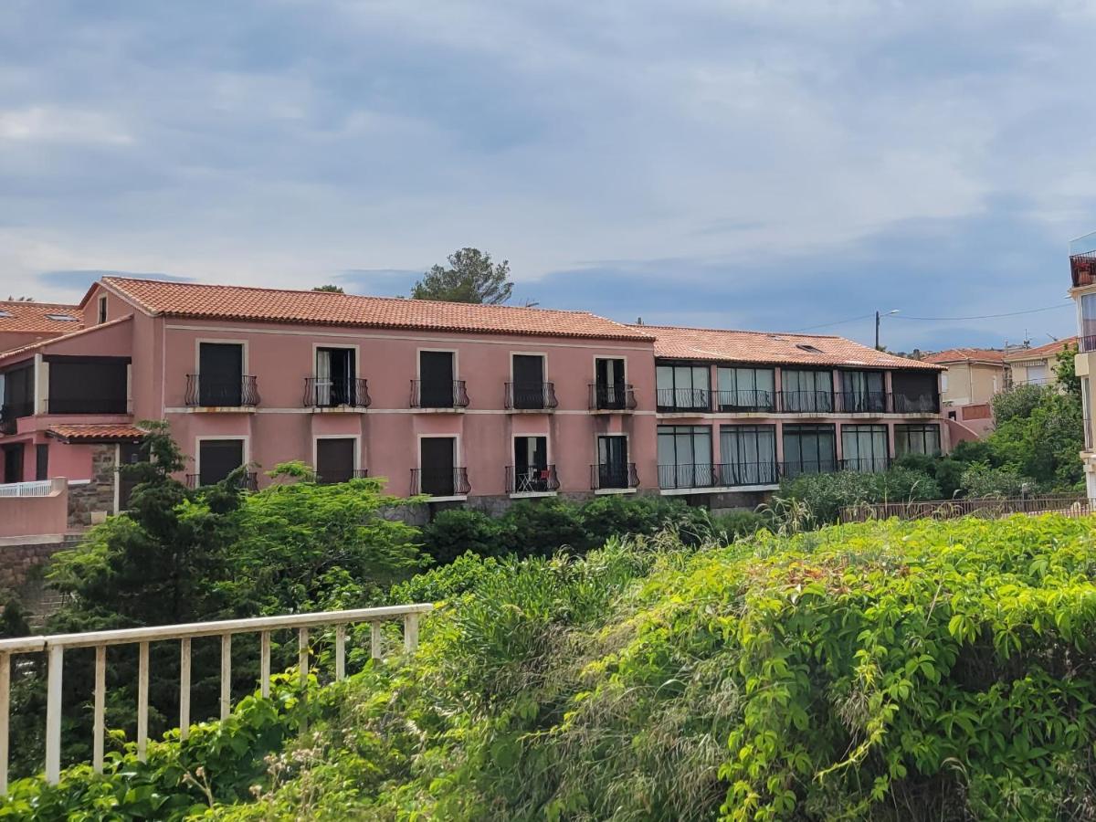 Petit A 50m A Pied De La * Fréjus